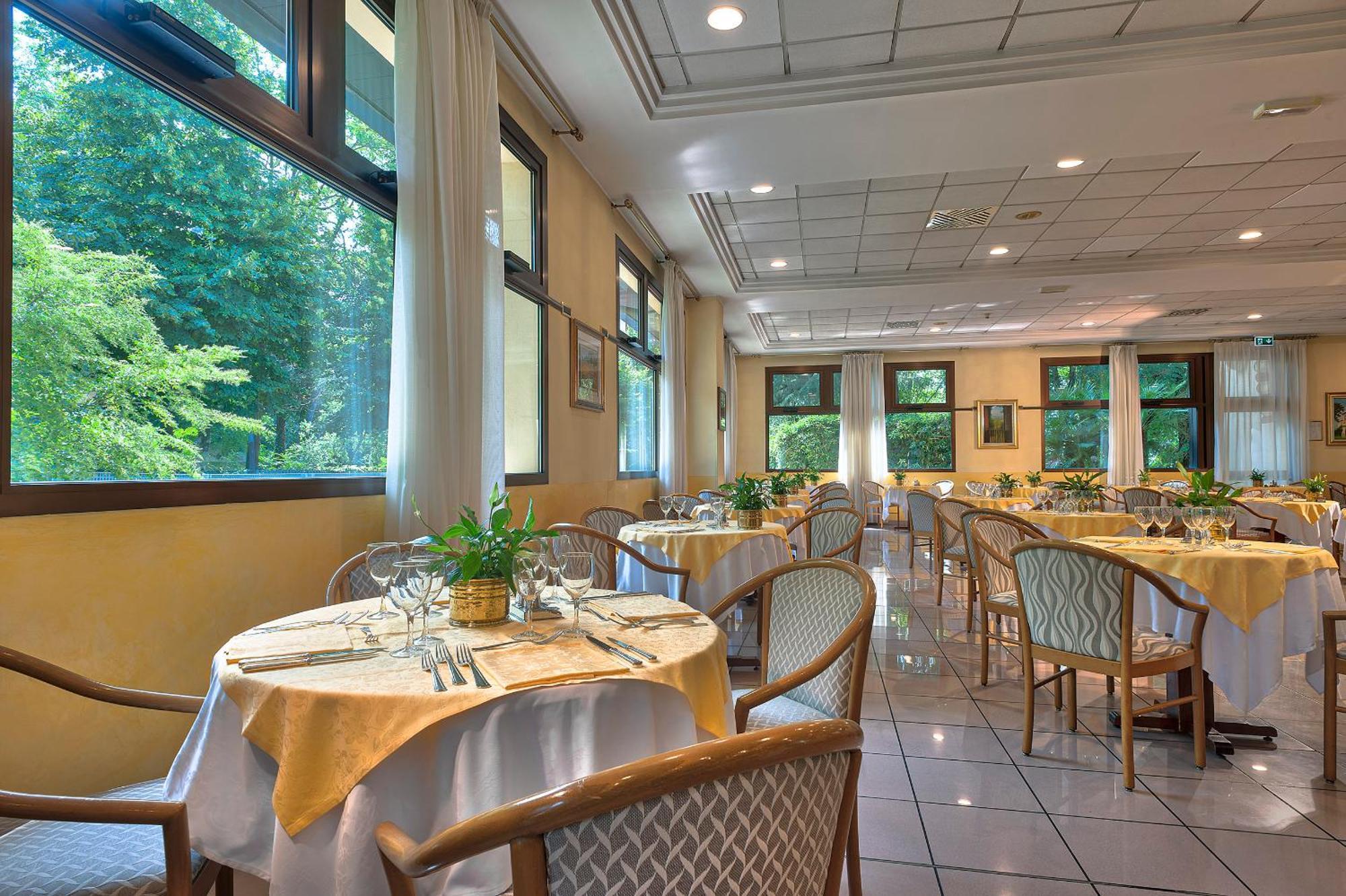 Hotel Petrarca Terme Montegrotto Terme Εξωτερικό φωτογραφία