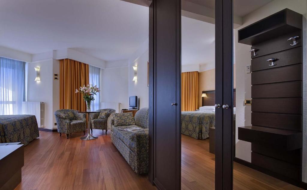 Hotel Petrarca Terme Montegrotto Terme Εξωτερικό φωτογραφία